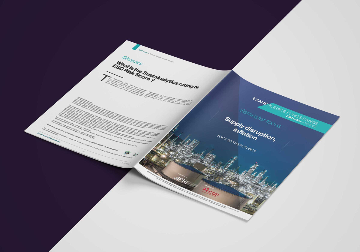Vue d'ensemble de la première et dernière de couverture du rapport ESG conçu pour Exane Asset Management. Le design global relie une photographie industrielle nocturne en face avant à une mise en page claire pour le glossaire et les mentions légales au dos.